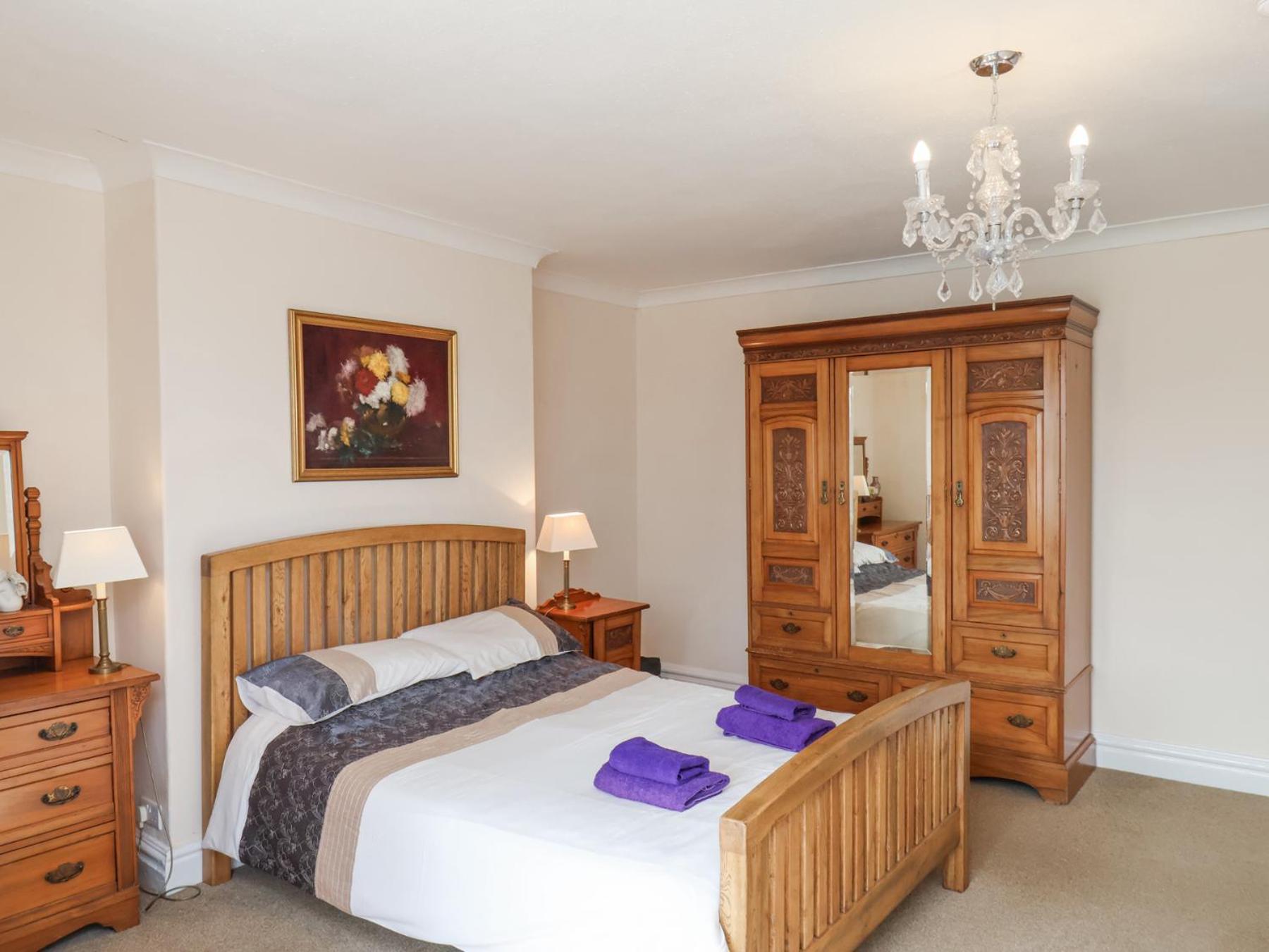 Mayfield Manor Вітбі Екстер'єр фото